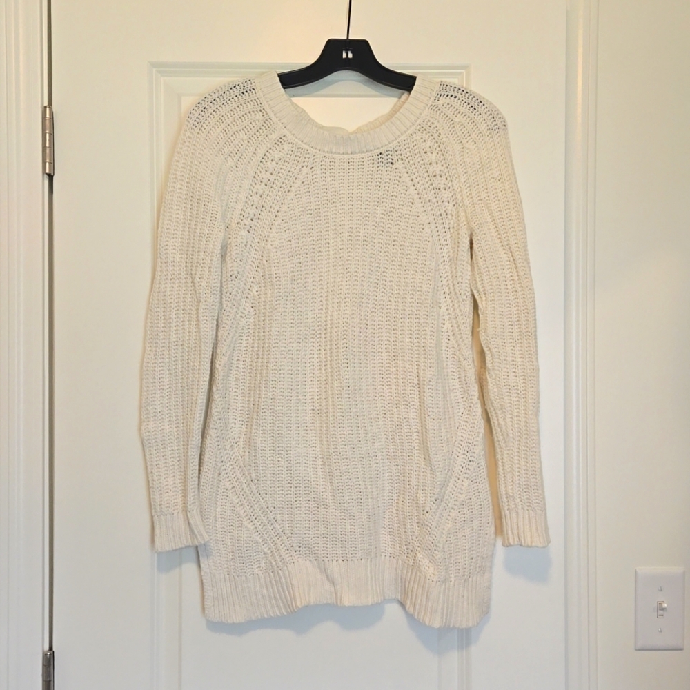 Aerie white sweater with braided back.  Women XS